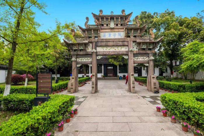 2339b4ff-d0e8-4ecc-b777-ef7074174539