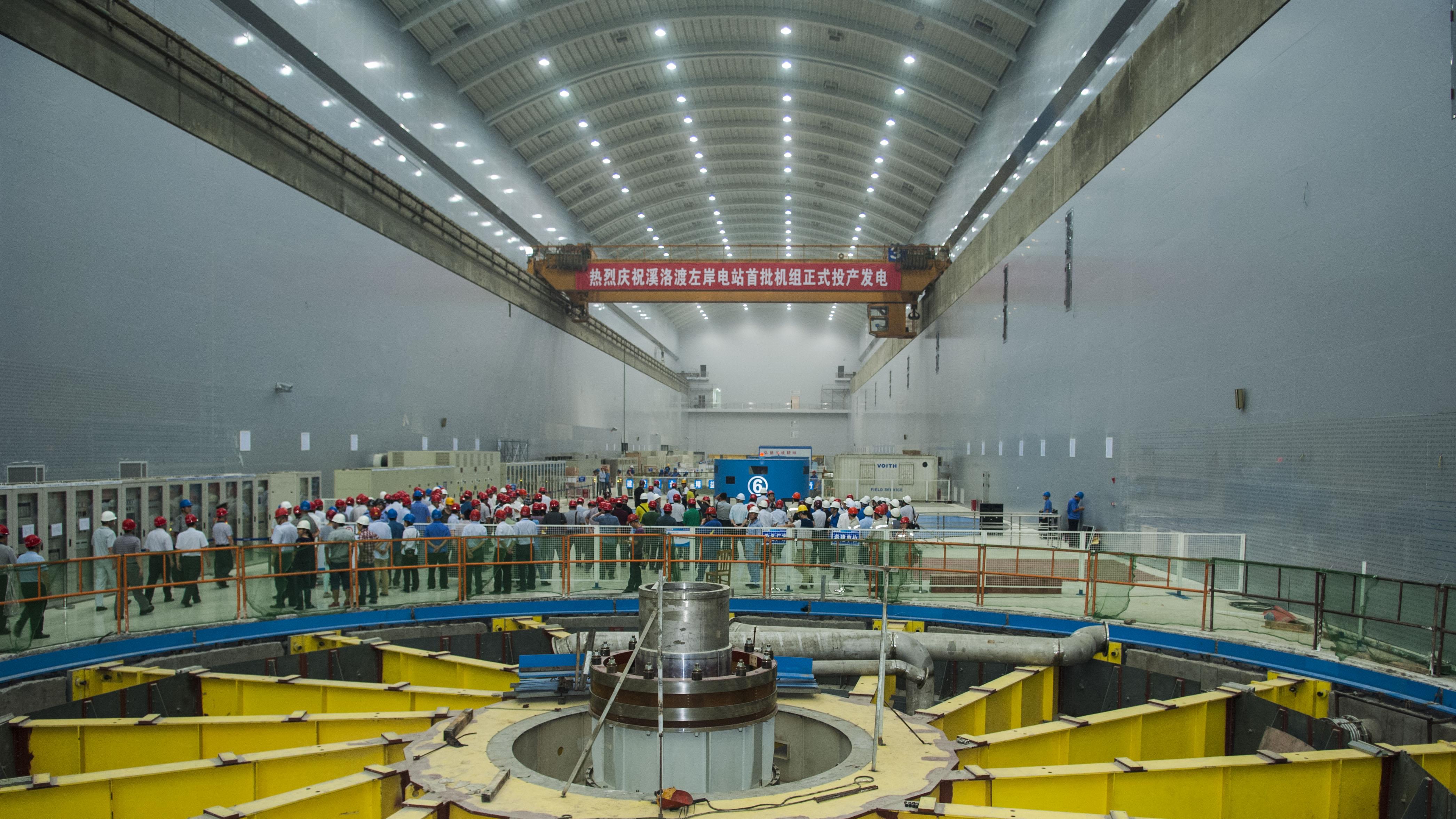 溪洛渡左岸首批机组投产发电
